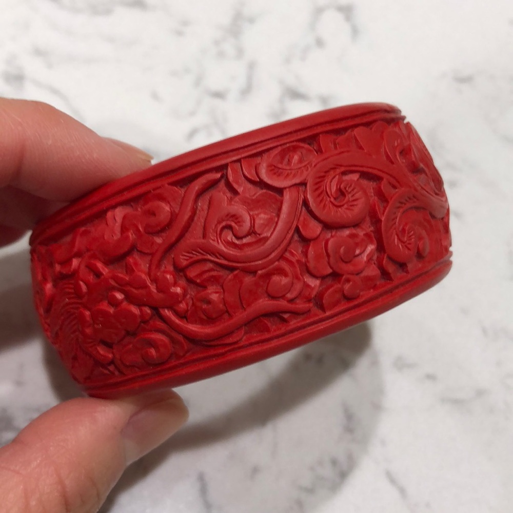 Red Chinese Bangle - Picture 2 of 3